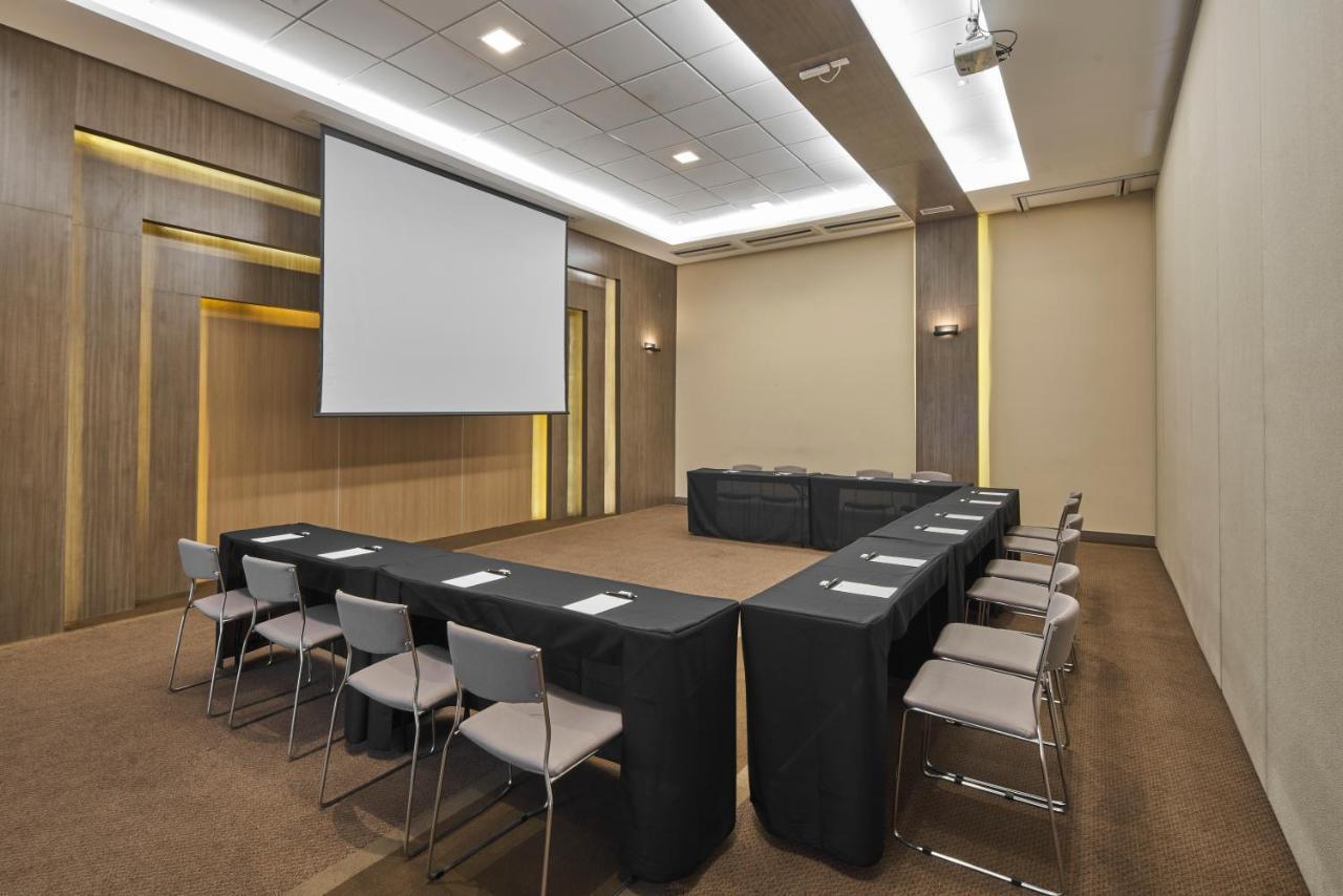 Radisson Blu Savassi 5*
