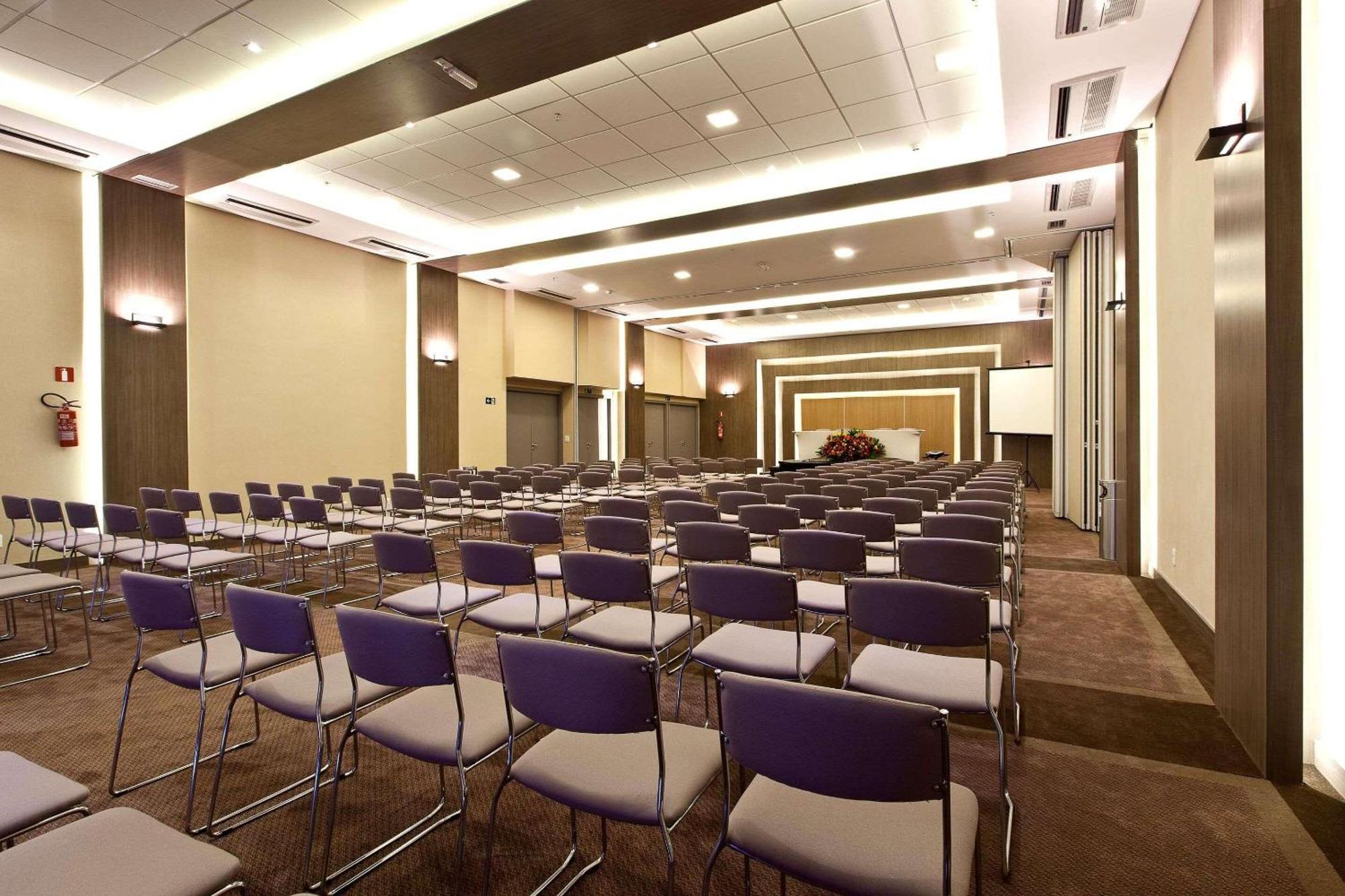 Radisson Blu Savassi Hotel 5*