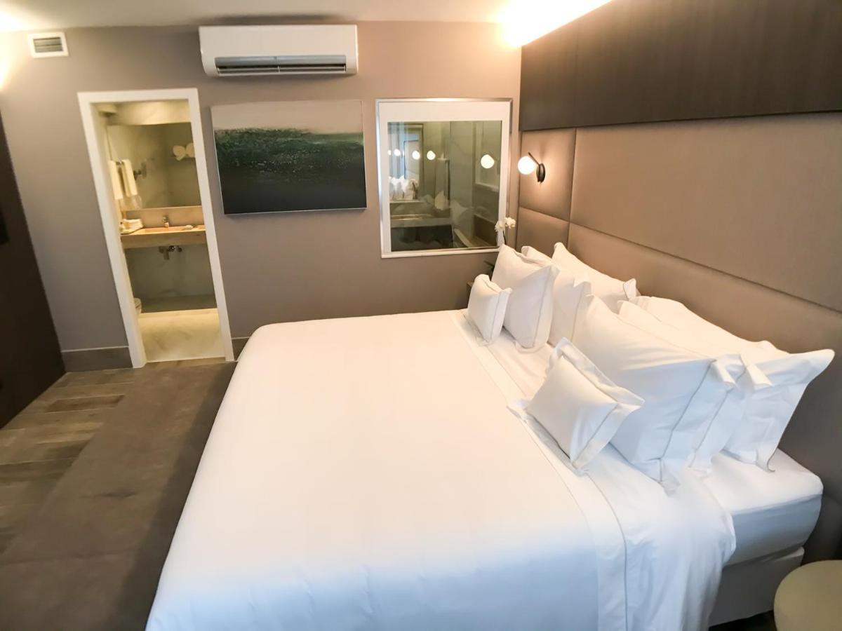 Hotel Radisson Blu Savassi 5*